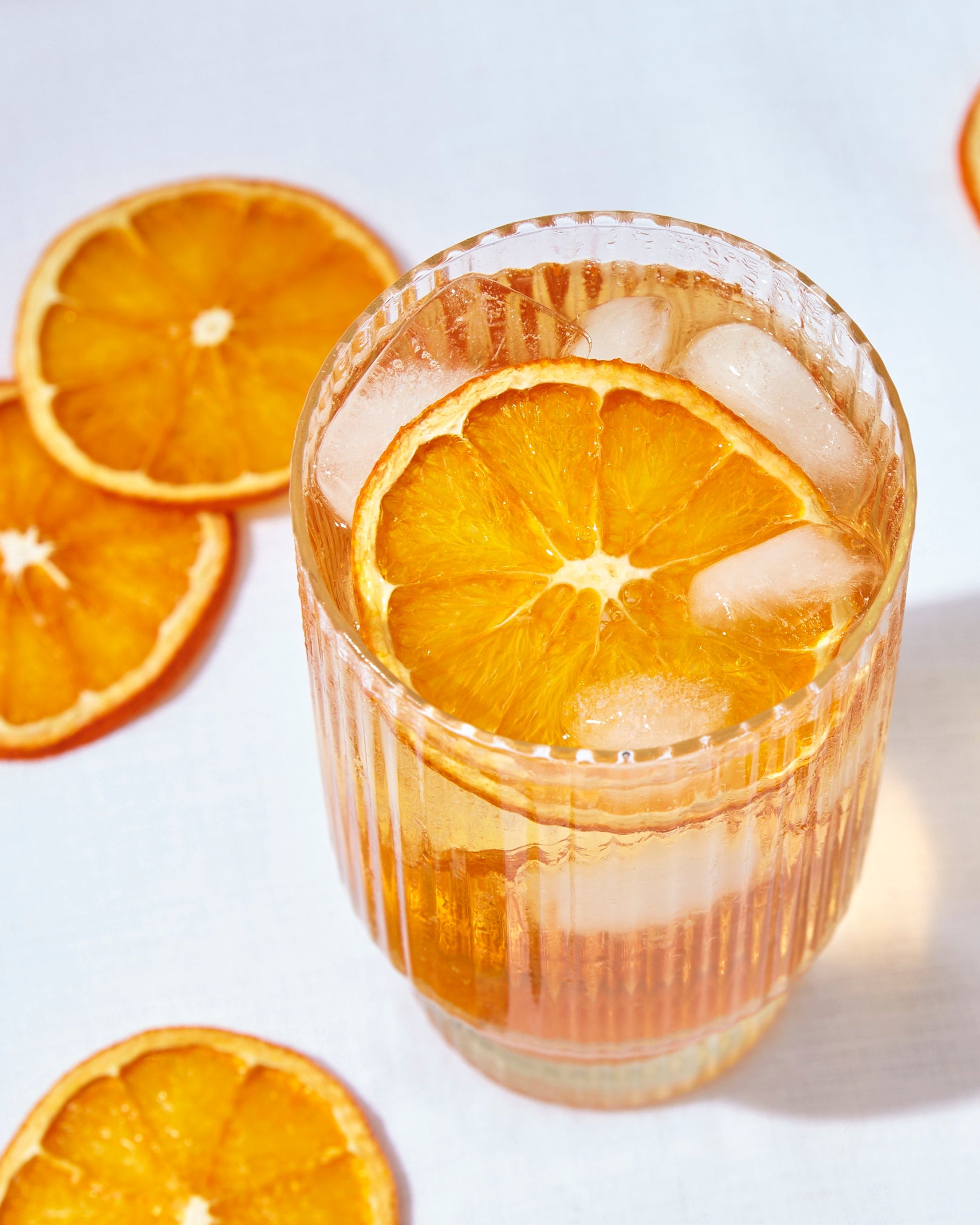 100% natural dehydrated orange garnish for cocktails, drinks and platters.