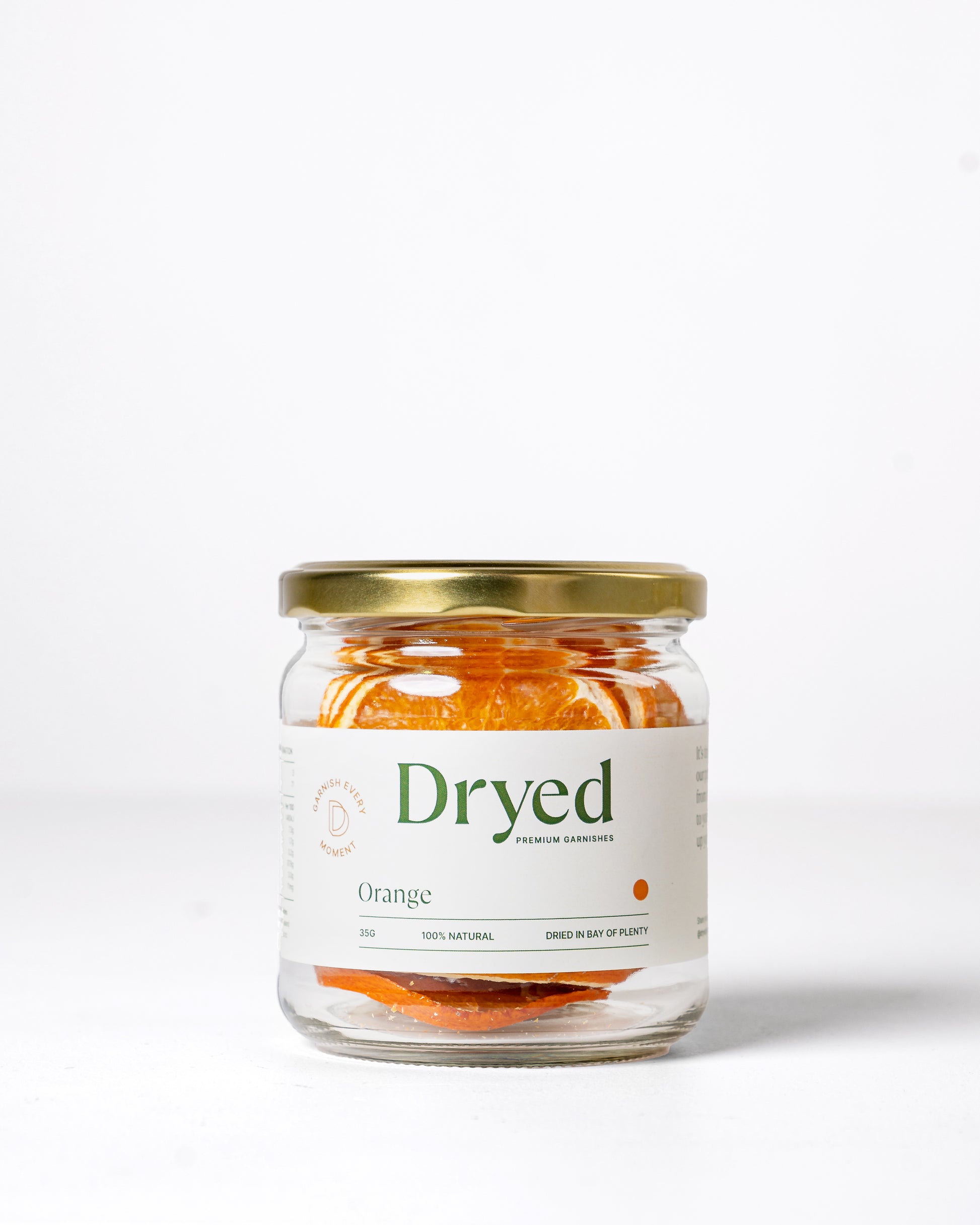 100% natural dehydrated orange garnish for cocktails, drinks and platters.